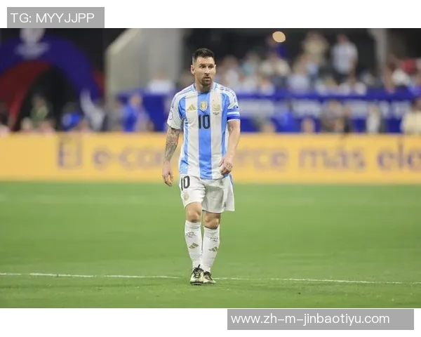 乌拉圭与日本激战正酣足球盛宴引发全球关注与热议 乌拉圭与日本激战正酣足球盛宴引发全球关注与热议